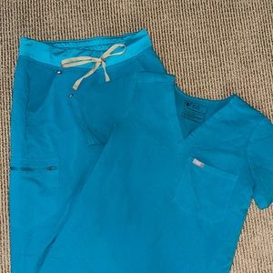 XS Teal FIGS Scrub Set